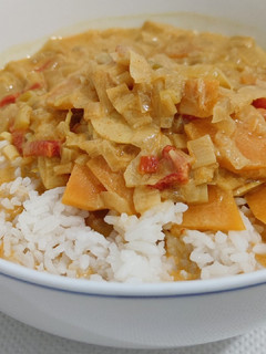 A picture of Sweet potato leek curry.