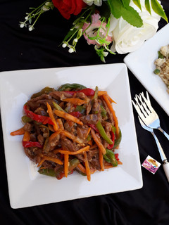 A picture of Beef in Oyster Sauce.