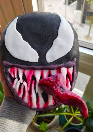 Una foto de Venom cake de chocolate