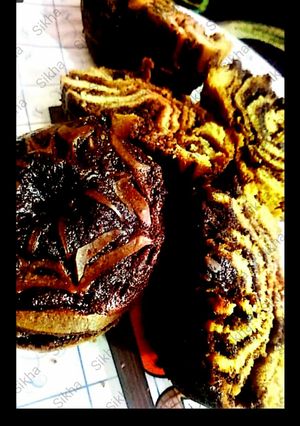 A picture of Marble cup cakes.