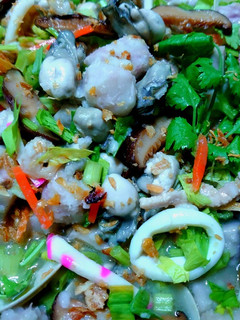 芋頭海鮮粥 的食譜成品照片