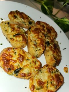 A picture of Cheesy herb garlic bread.
