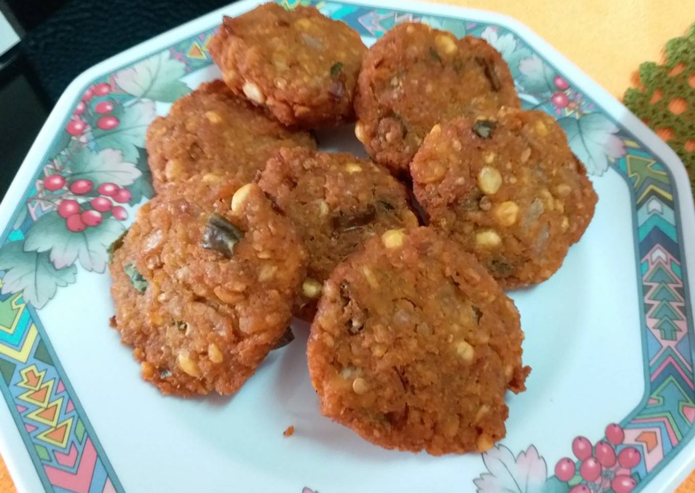 Masala Vada (South Indian Chana Dal Vada) Masala Vadai