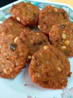 A picture of Masala Vada (South Indian Chana Dal Vada) Masala Vadai.