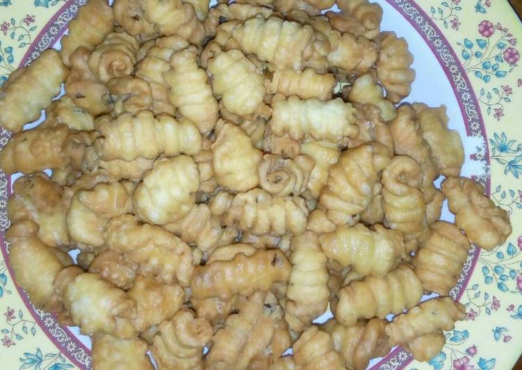 kue garpu gurih