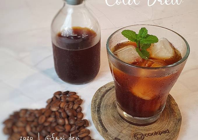 Membuat shop cold brew