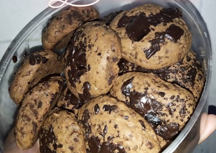 Cara Mudah Menyiapkan Lezat Soft Choco Cookies