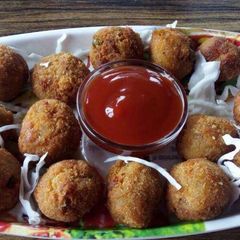 A picture of Veggie Cheese Balls.