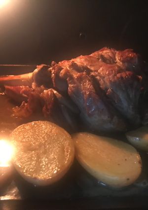 Una foto de Pierna trasera cordero 😋