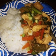 A picture of Garlic Ginger Chicken Stir Fry.