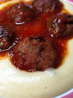 Φωτογραφία της συνταγής Κεφτεδάκια στο φούρνο με σάλτσα!