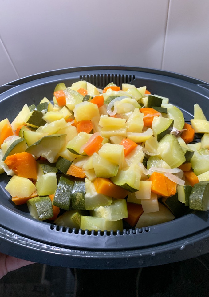 Una foto de Verduras al vapor en thermomix ¡verduras en mi Varoma!