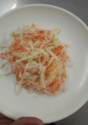A picture of Coleslaw salad.