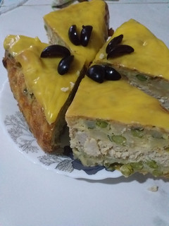 صورة لوصفة طاجين من بواقي الدجاج الطايبة 😘😘 بنة طاجين الجبن 😋🤩