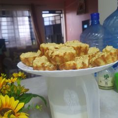 A picture of Mashed potato muffins.