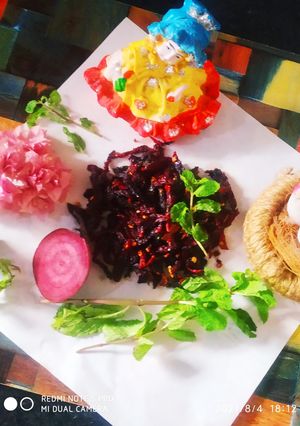 बीटरूट चिप्स (beetroot chips recipe in Hindi) रेसिपी मुख्य फोटो