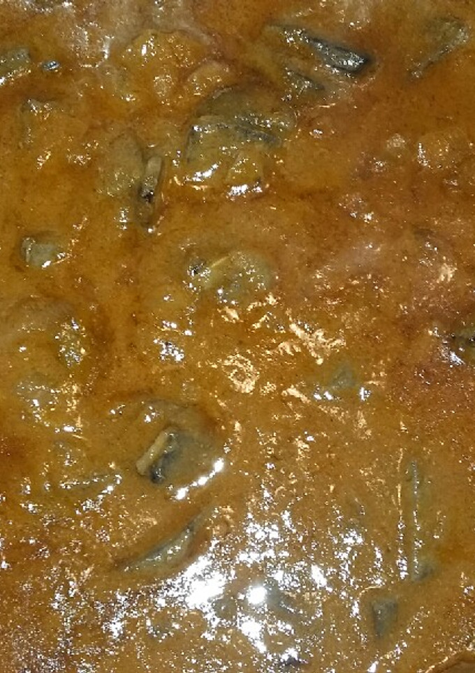 Una foto de Asadura de cerdo en salsa