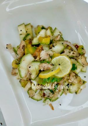 A picture of Avocado tuna salad.