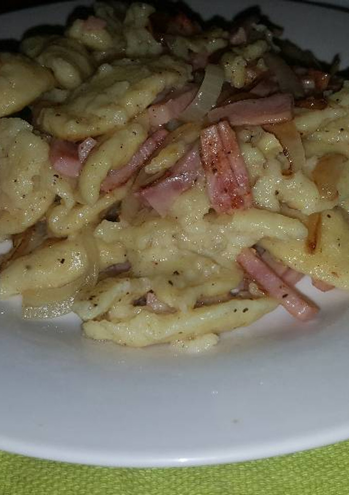 Una foto de Pasta casera con cebolla pochada