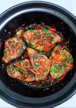 Hình của món Cá cờ kiếm kho tộ kiểu miền Nam.