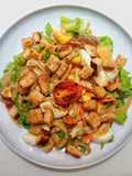 Salad Lettuce Telur dan Roti