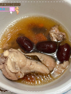 黑豆紅棗枸杞雞湯(萬用鍋版本) 的食譜成品照片