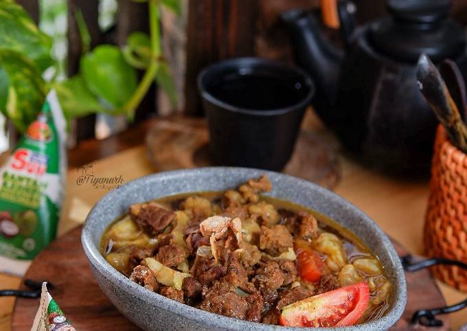 Tongseng daging sapi