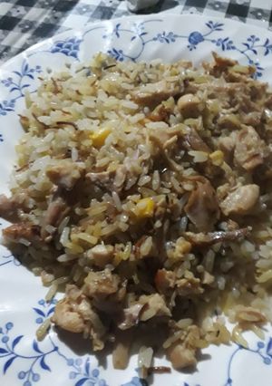 Una foto de Arroz al pollo mostazin