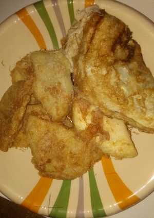 A picture of Yam nd egg with omellete.