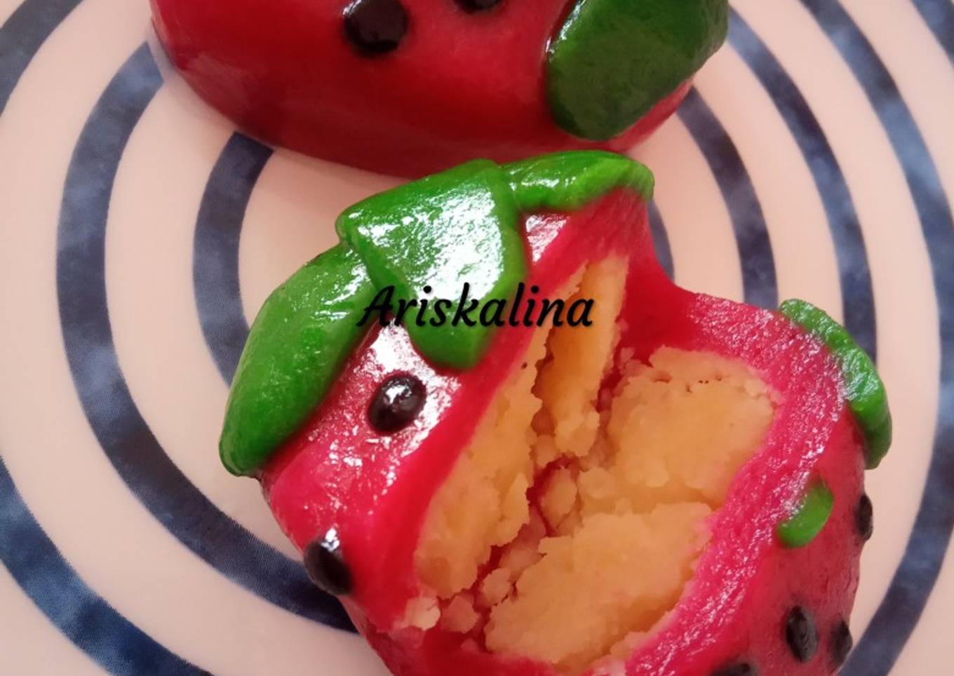 Kue ku karakter🍓🍆(isi kacang ijo kupas)