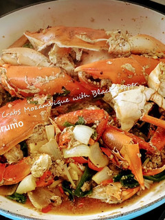 A picture of Stir fry Black Crabs Mozambique with Black pepper.