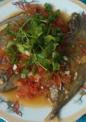 Hình của món cá chim sốt cà.