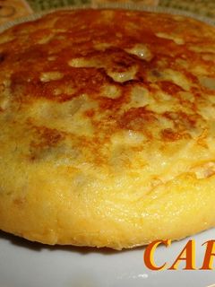 Una foto de Tortilla de patatas y chorizo picante (individual)