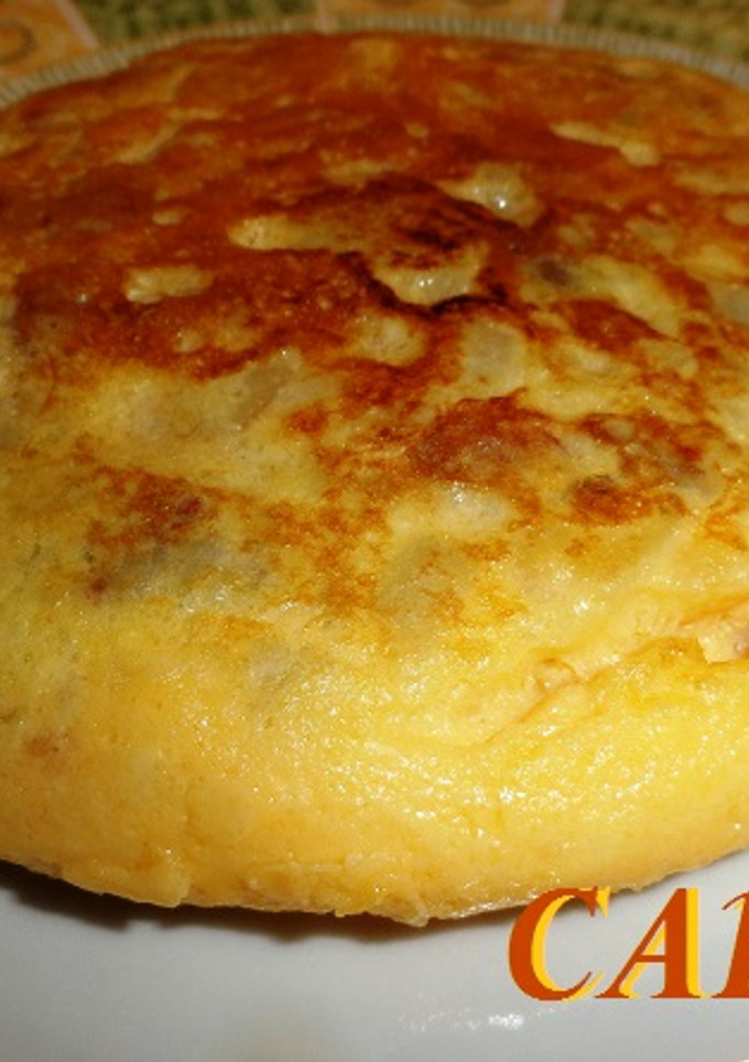 Una foto de Tortilla de patatas y chorizo picante (individual)