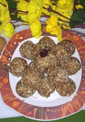 A picture of Mix Dry Fruit Ladoo Sugar free.