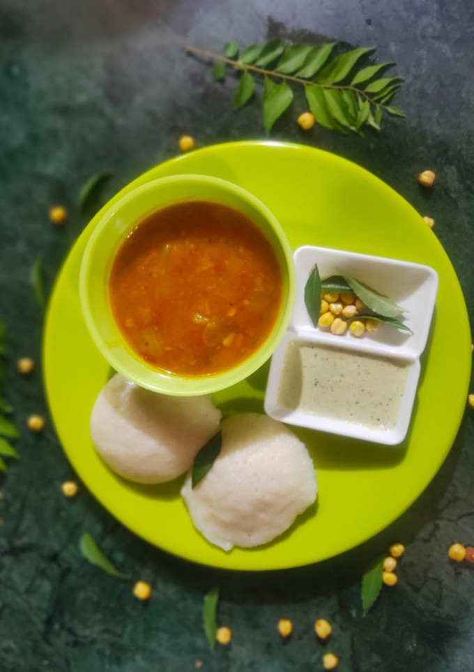 A picture of Idli sambar.