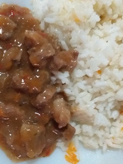 Una foto de Arroz con carne al jugo