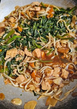 Foto resep Oseng kangkung toge & tahu