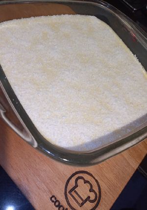 Una foto de Postre de piña y coco