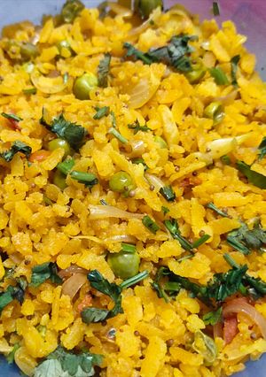 A picture of Matar Poha.