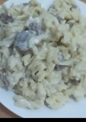 صورة لوصفة معكرونة بالبيشاميل ولحم المفروم ♥️🍴🥣 🍽️🥢👍👌🥰