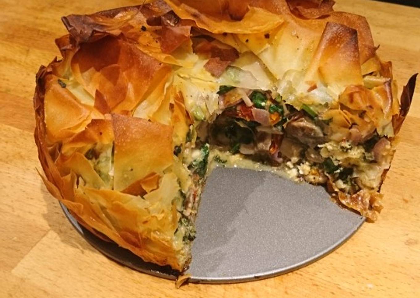 Spinach, feta, mushroom and filo pie