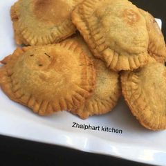 A picture of Chicken pie.