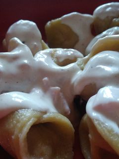 Sonkás-sajtos tortellini recept fotója