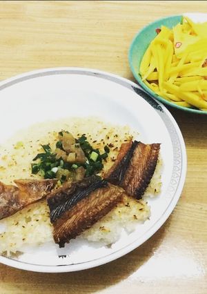 Hình của món Cơm Cháy đáy nồi Khô Cá Lóc.