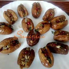 A picture of Stuffed kajoor.