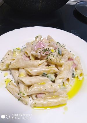 A picture of Creamy Macaroni with Bacon and Zucchini 😋.