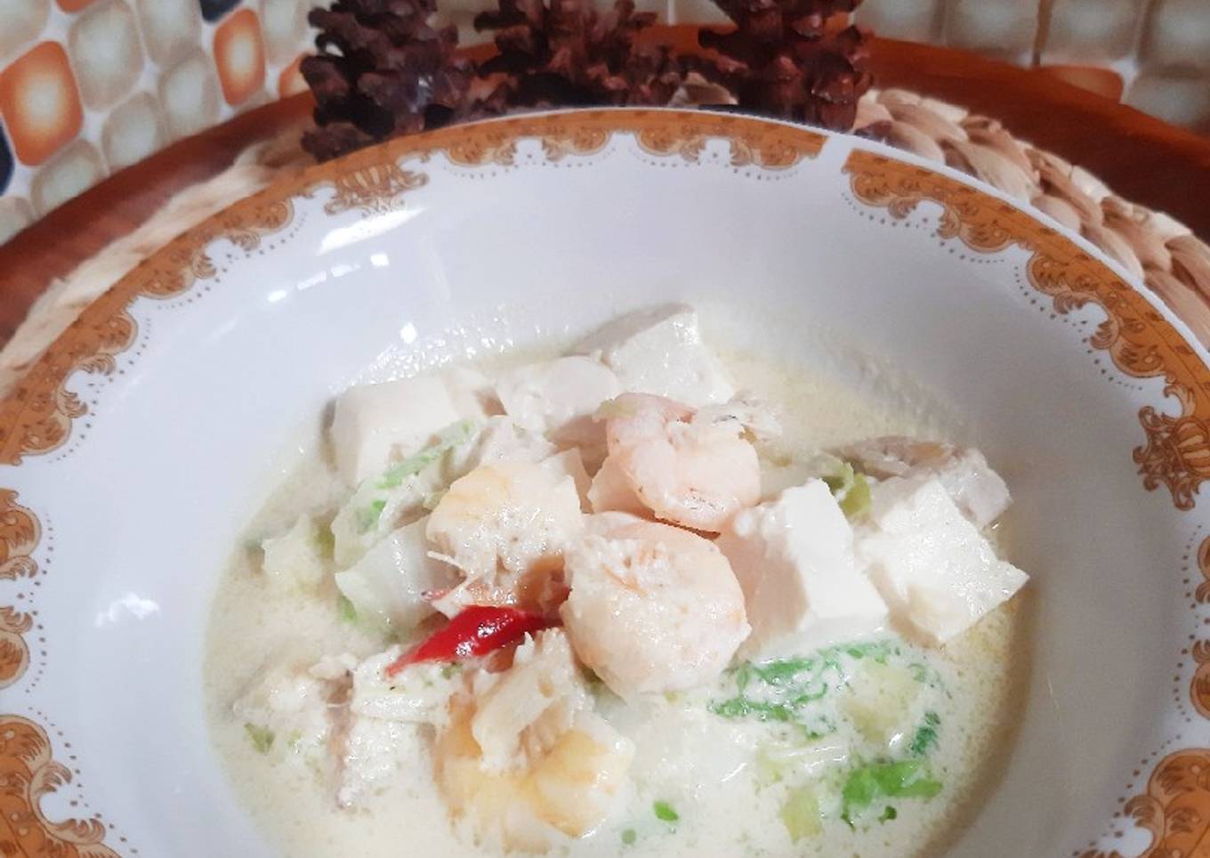 Lodeh Tetes (Tahu Tempe Sawi)