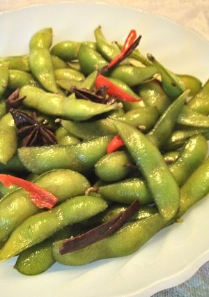 涼拌五香毛豆夾 的食譜成品照片