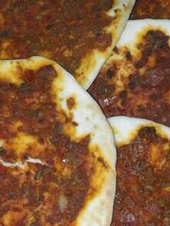 صورة لوصفة لحم بعجين